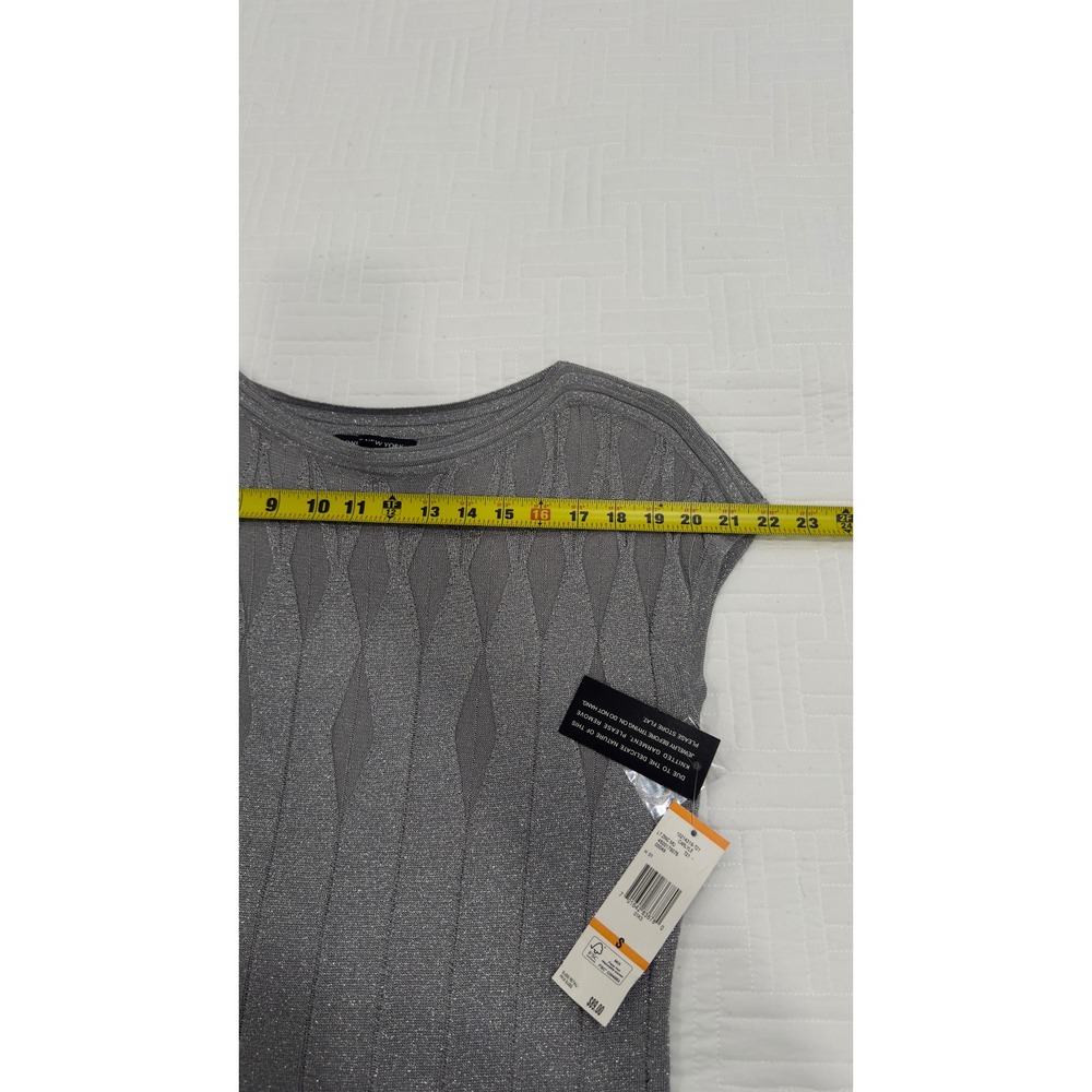 Jones New York Collection Silver Metallic Knit Top Cap Sleeve Boat Neck Small - Picture 6 of 9
